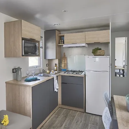 Кемпинг Mobil 3 Climatise- Domaine Du Vieux Moulin Сен-Жюльен-ан-Борн
